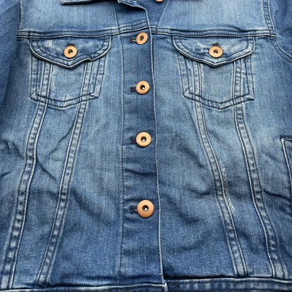 Forever 21 Denim Jacket. Size S - Picture 3 of 11